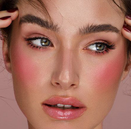 Summer Makeup: Tips for a Flawless Look